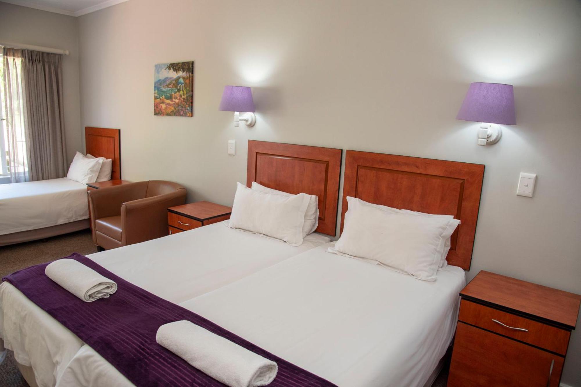 Pine Lodge George Habitación foto